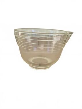 Vintage clear Glass unmarked Ribbed Mixing Bowl w/ Pour Spout 6" diameter